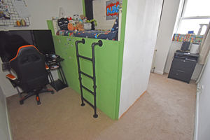 - click for photo gallery